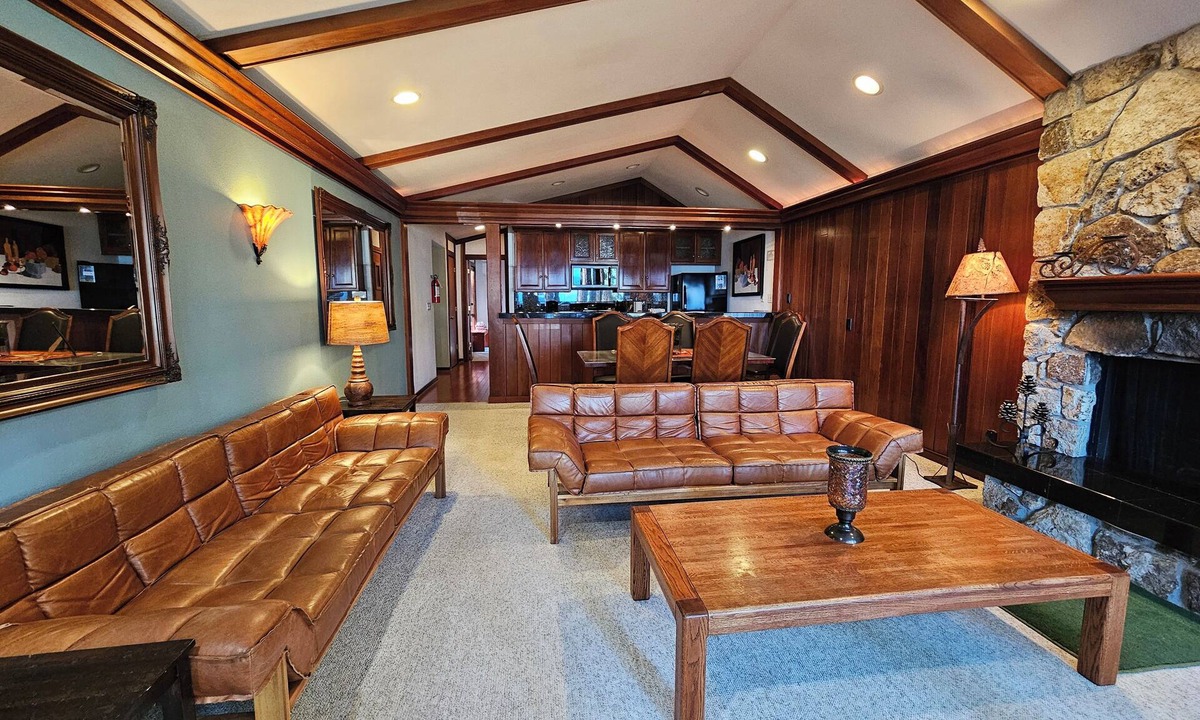 Brockway Condo | Brockway Beachside Bungalo in Kings Beach | NSC0804