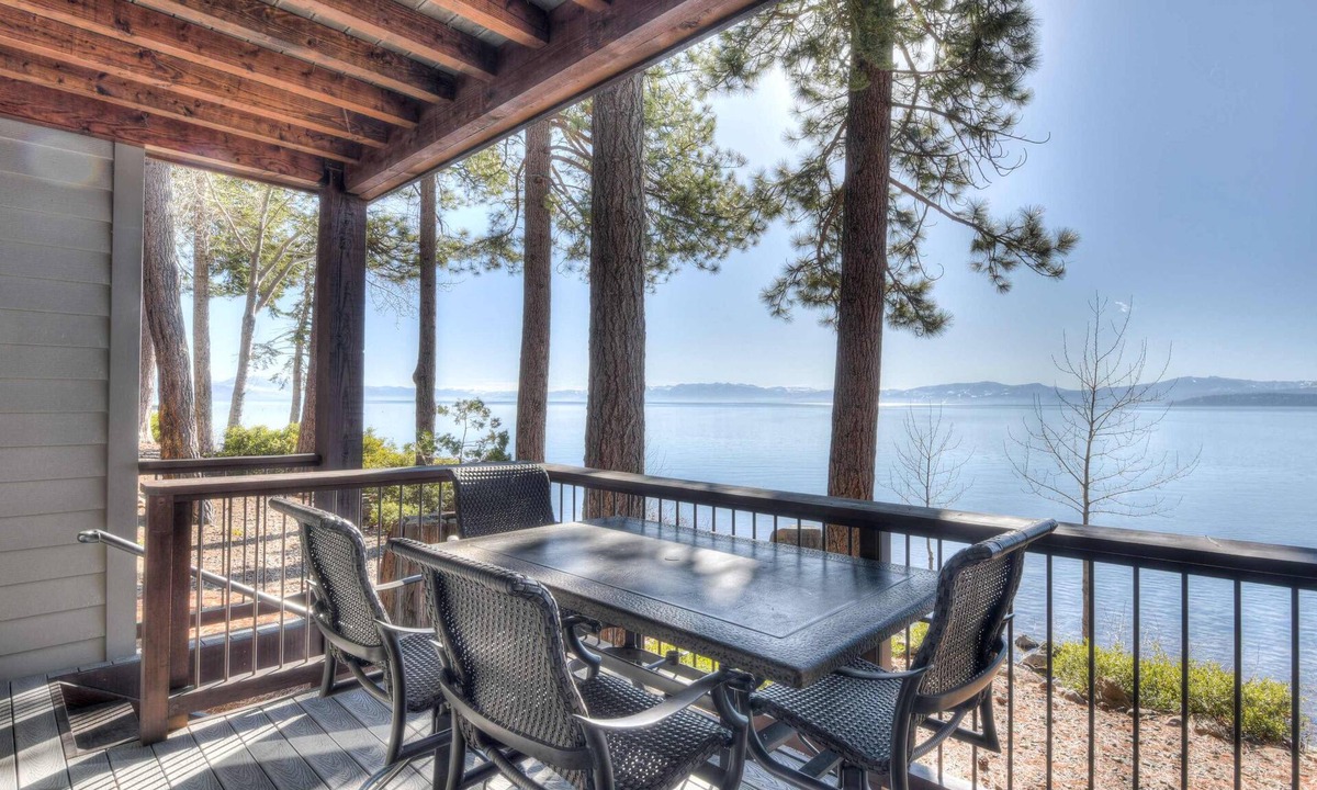 Brockway Condo | Brockway Springs Lodge | Steps to Lake Access!