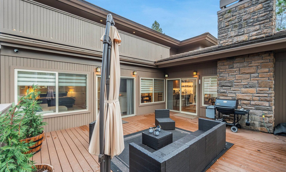 Broken Top Condo | Broken Top Villa One - A Beautiful Two Bedroom Villa in Bend's Westside!