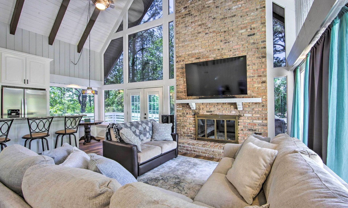 Brookeland Cabin | Brookeland Resort Cabin w/Golf + Lake Access