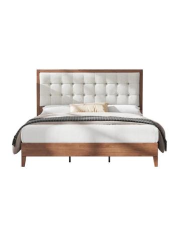 East Flatbush House | Brooklyn Hideaway