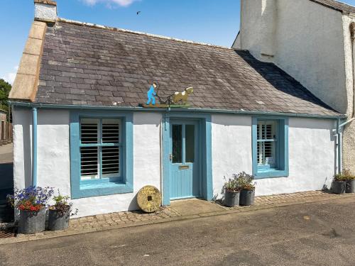 Whithorn House | Bruce Cottage