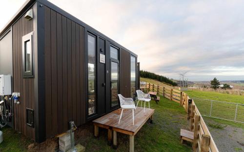 Surat Bay House | Bruce Farm Alpaca Cabin 4 by Tiny Away