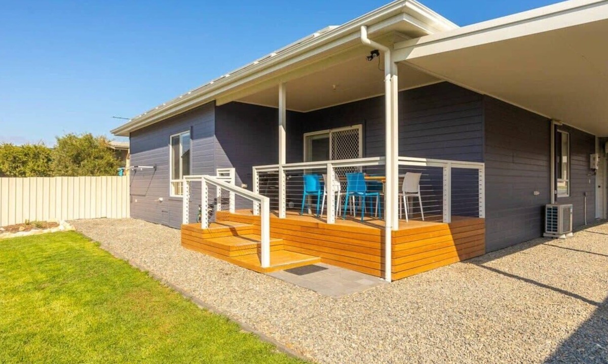 Goolwa Beach House | Bryant Blue 10 Bryant Crescent, Goolwa Beach