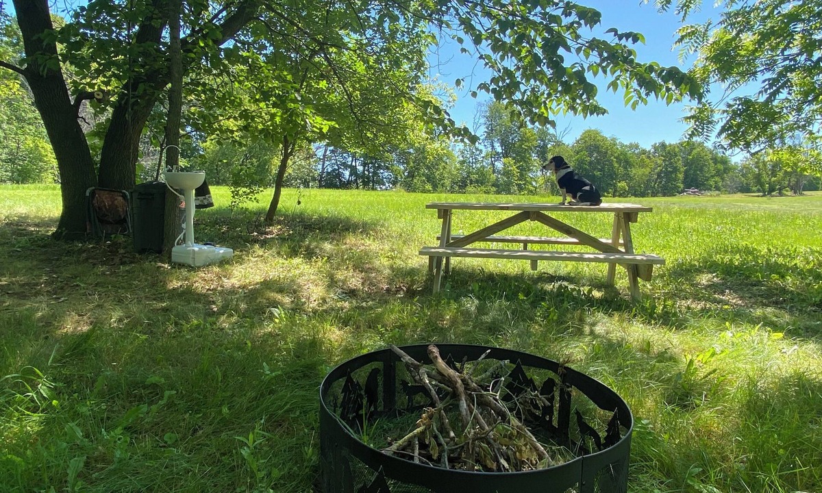 Viroqua RV Rental | Brye’s Bad Axe Ridgetop Campsite