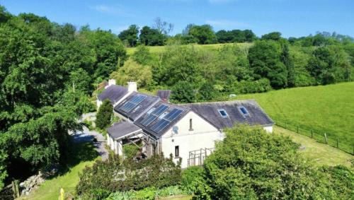 Pentrefelin House | Bryn y Cadno