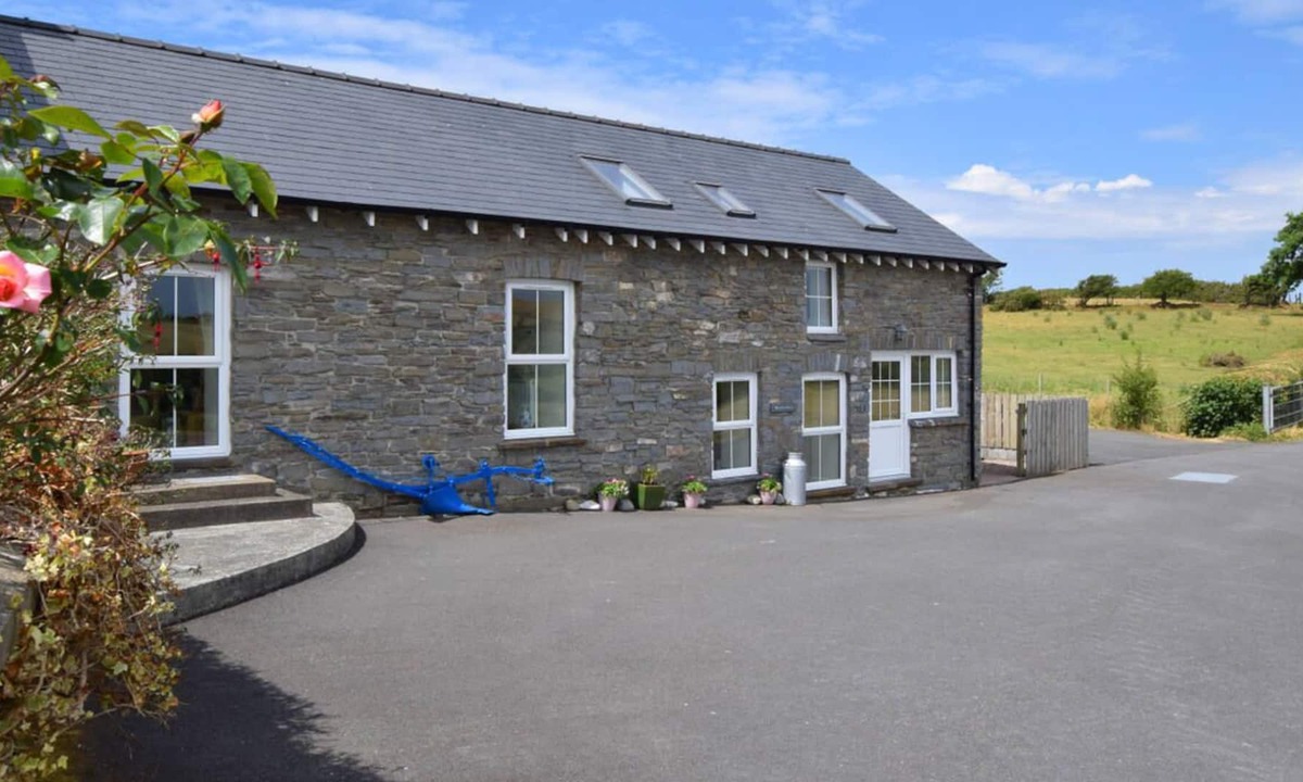 Aberystwyth House | Brynheulwen in Aberystwyth