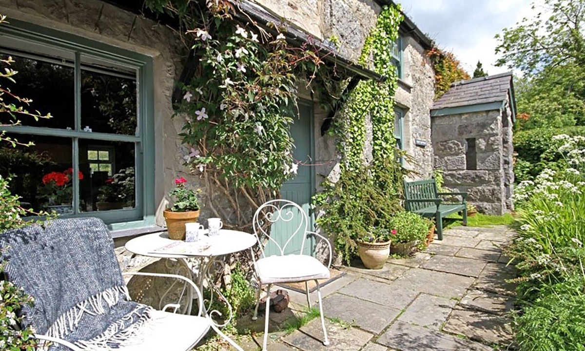 Pentraeth Cottage | Buck Cottage