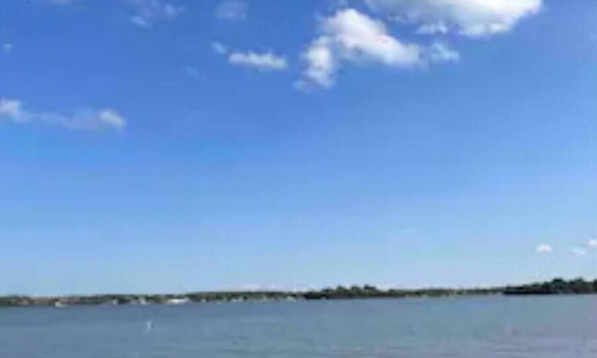 Millersport Cottage | Buckeye Lake Waterfront Cottagenn