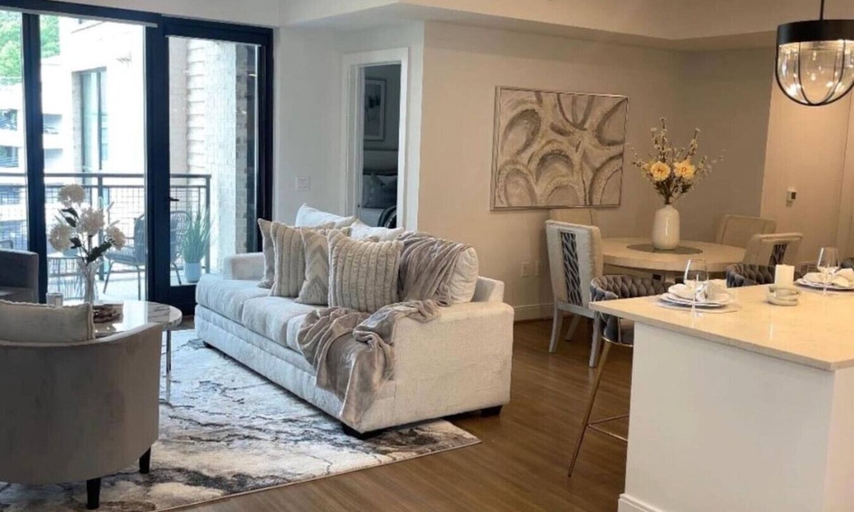 South Tuxedo Park Apartment | Buckhead Atlanta Luxury Suite