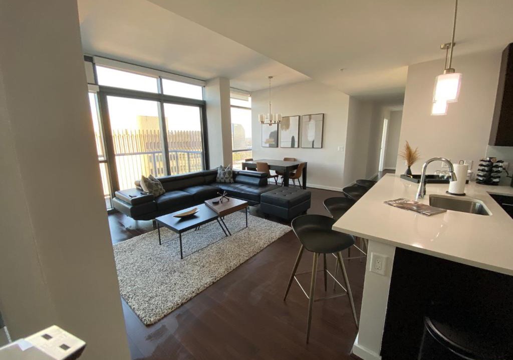 North Buckhead Apartment | Buckhead Penthouse in the Sky