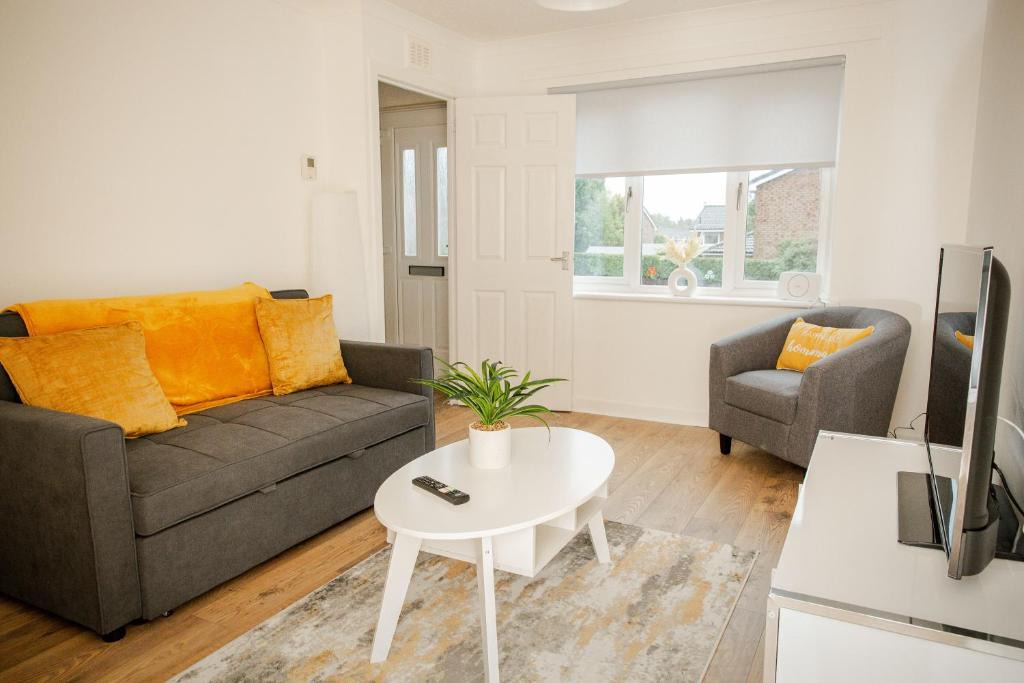 Hamilton House | Buckingham House