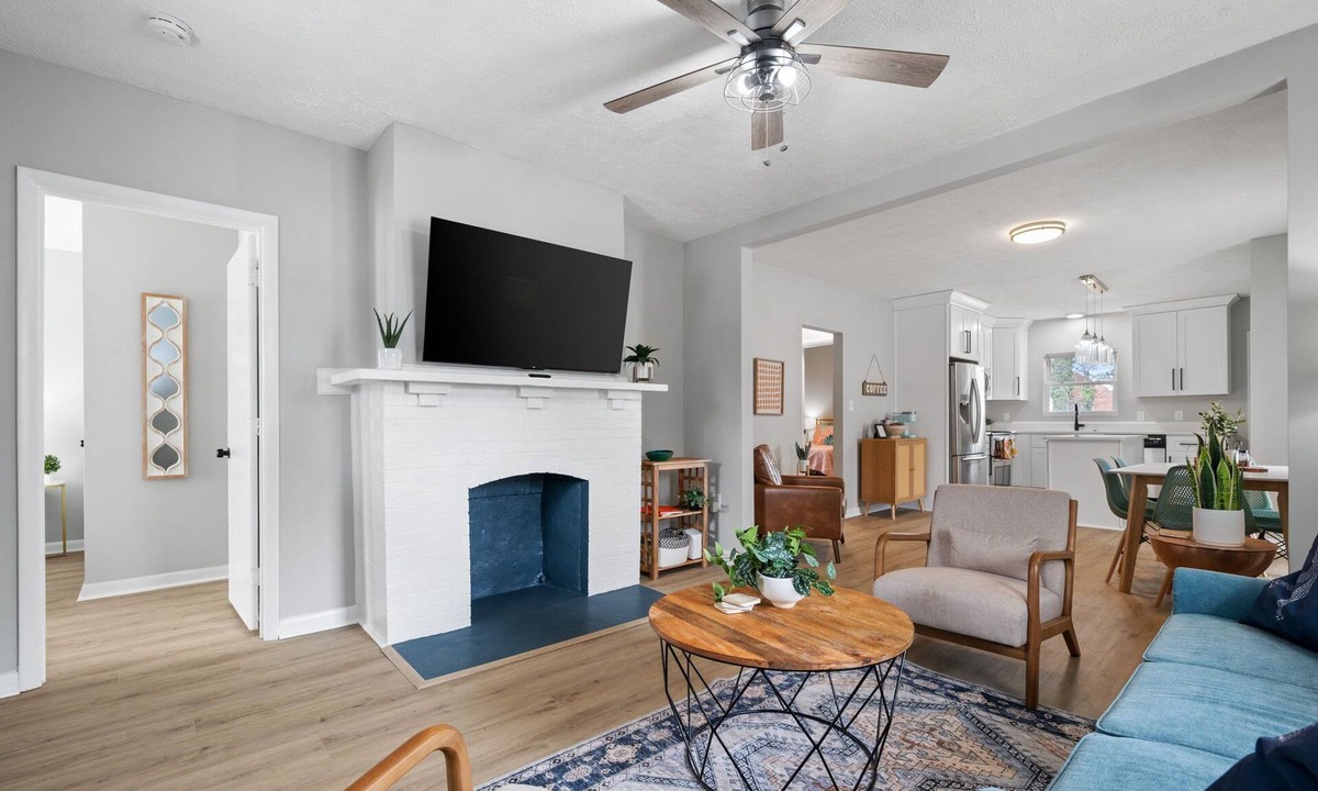 Buckroe Beach House | Buckroe Beach House ~ Walk to Beach/Only 3 Blocks! Close to VA Hospital!