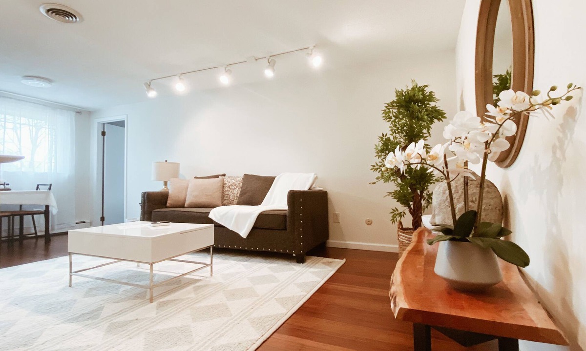 Scotch Plains House | Buddha’s Home Stay -A Tranquil Oasis Awaits!