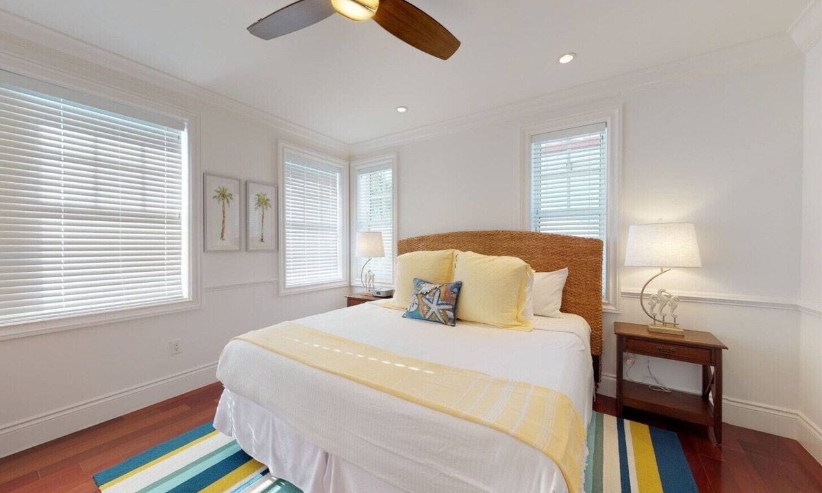 Marathon House | Budget Friendly, Couples Welcome - Marlin Bay