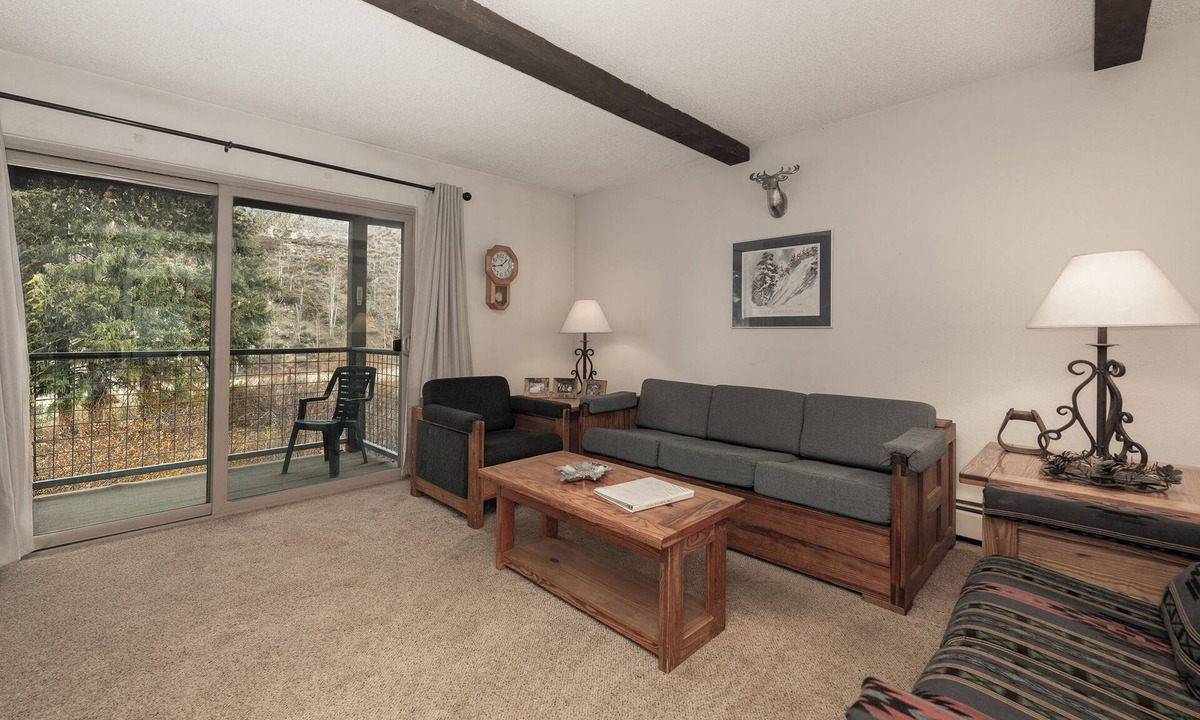 Winter Park Condo | Budget friendly rental 2 bedroom, private deck, river views