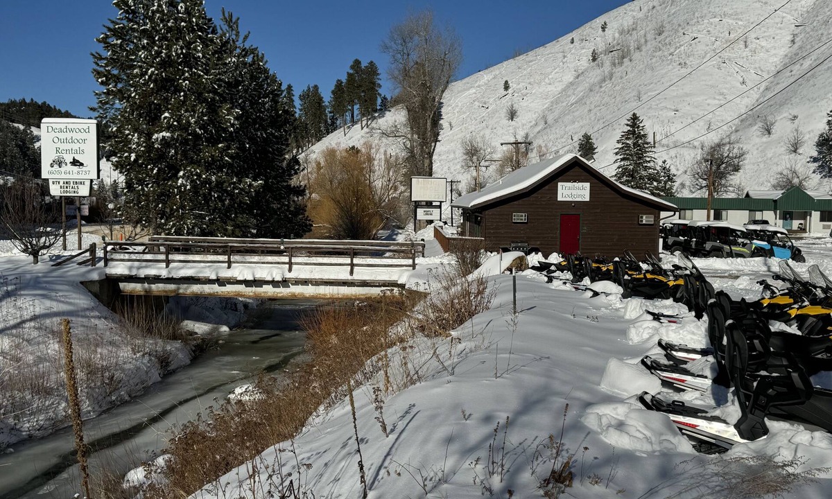 Deadwood Hotel | Budget Friendly Room 111 - Pet Friendly