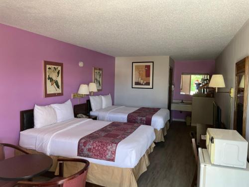 Greenup Hotel | Budget Host Inn