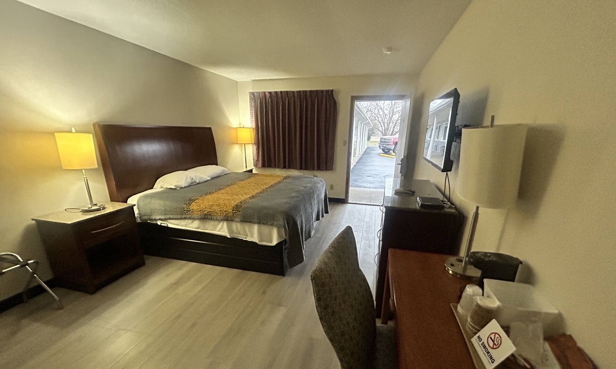 Greenville Hotel | Budget Inn by Hotel O Greensville I 70