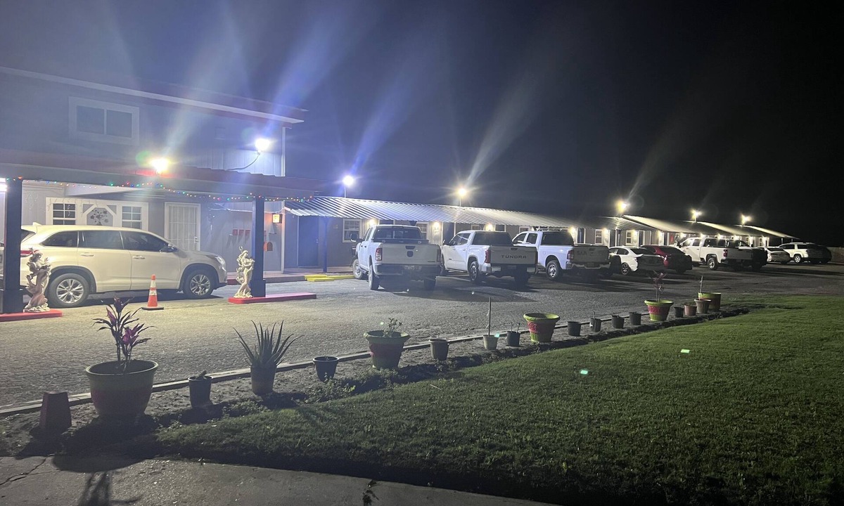 Refugio Hotel | Budget Inn Motel