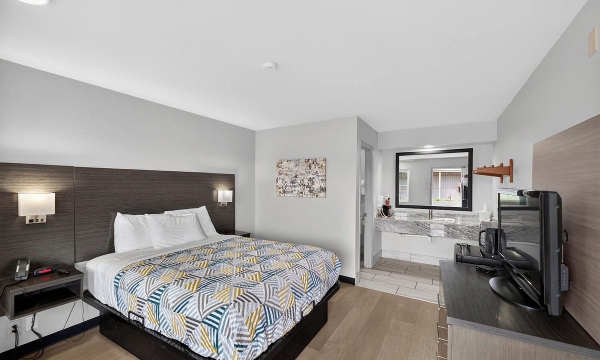 Muskogee Hotel | Budget Inn Muskogee