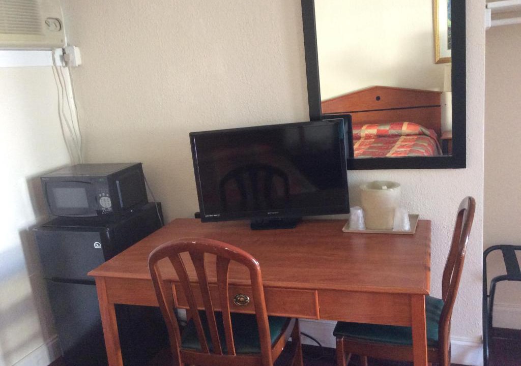 Ocala Hotel | Budget Inn Ocala
