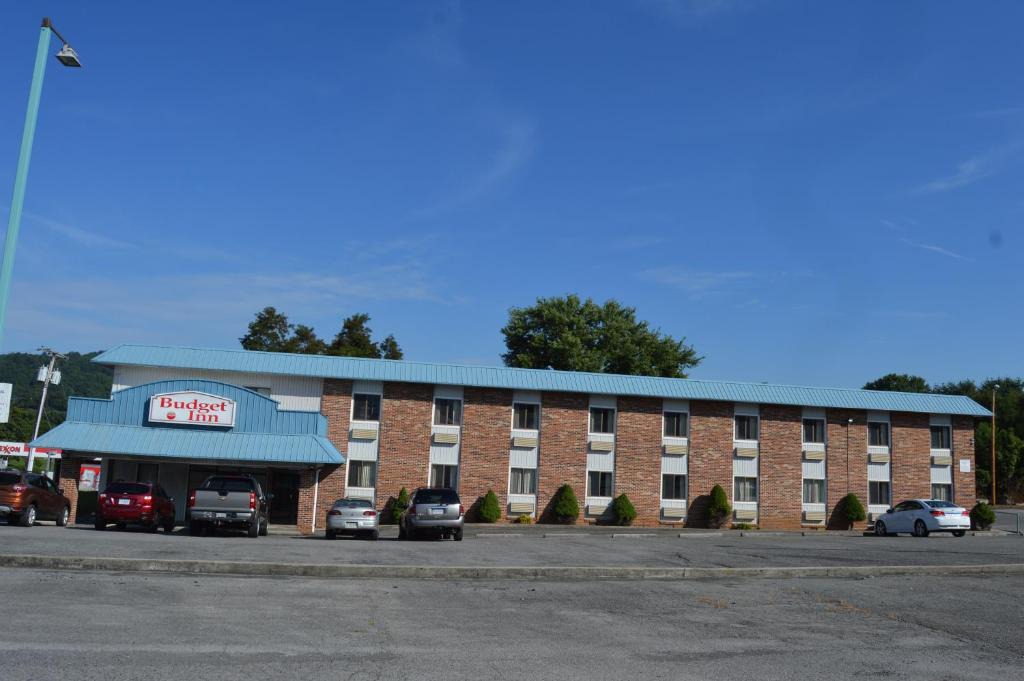 North Tazewell Hotel | Budget Inn Richlands Claypool Hill