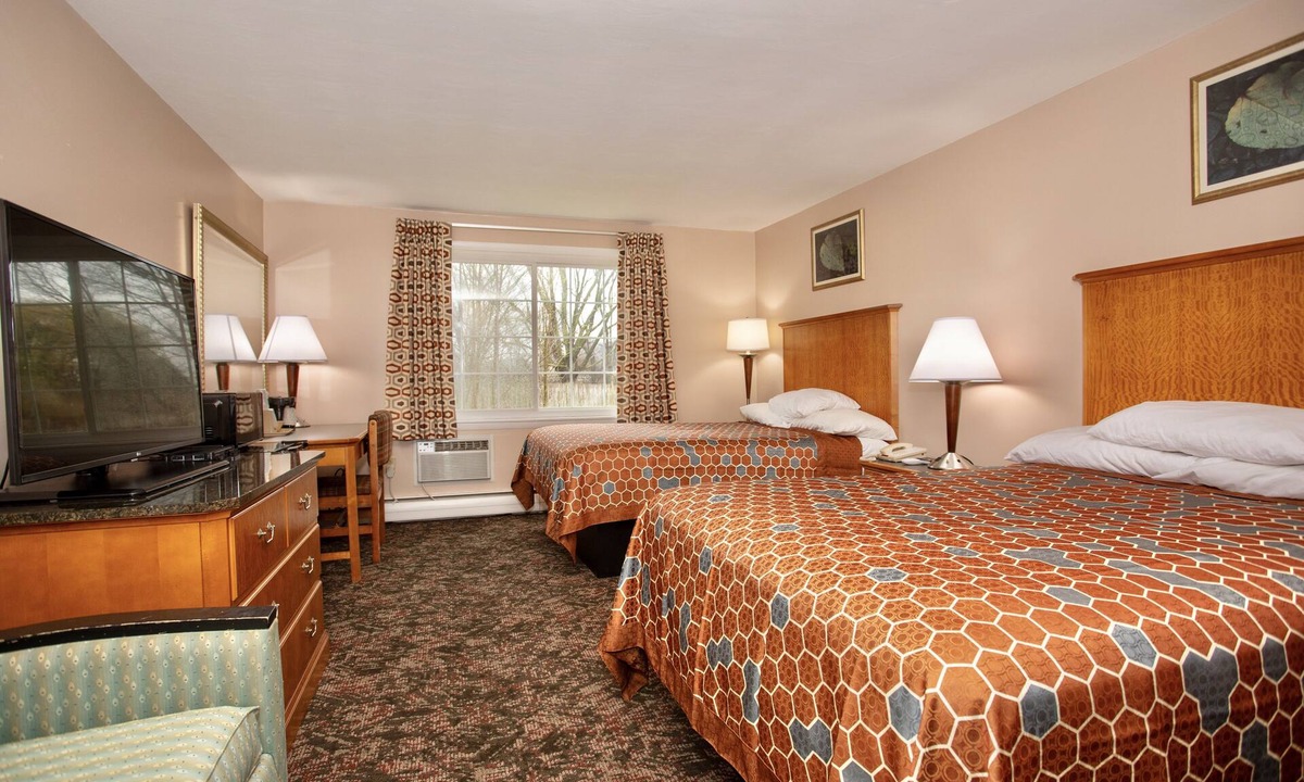 Bayberry Hotel | Budget Inn - Syracuse Airport
