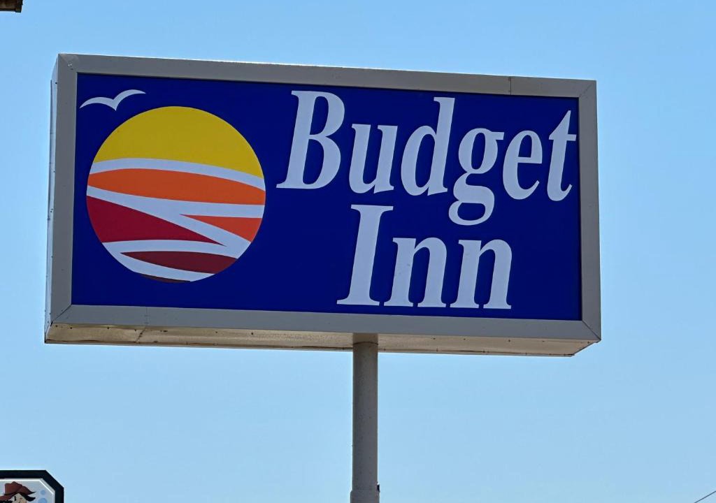 Kingsville Hotel | Budget inn
