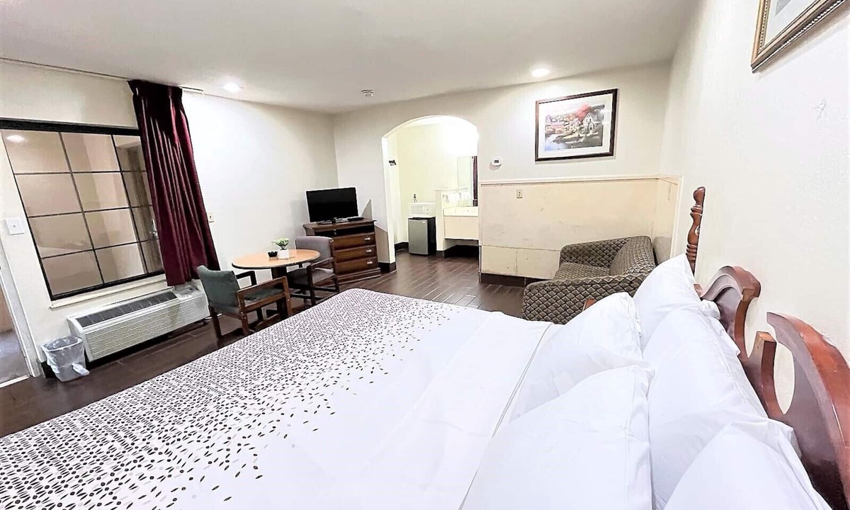 Northport Hotel | Budget Inn
