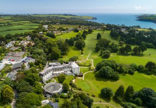 Helford Passage Hotel | Budock Vean Hotel and Spa
