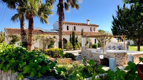Jalon Bed & Breakfast | Buena Idea - Adults Only