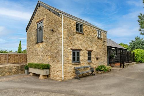 Kidlington House | Buff Lodge
