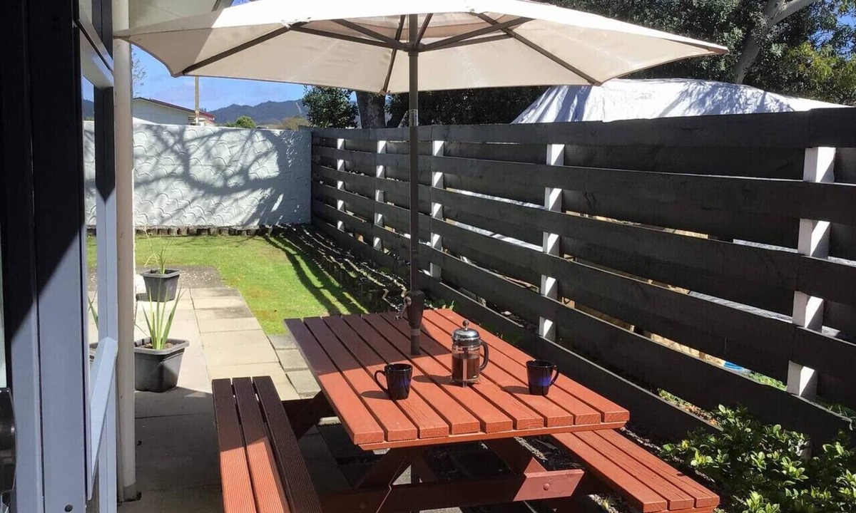 Whitianga House | Buffalo Beach Hideaway