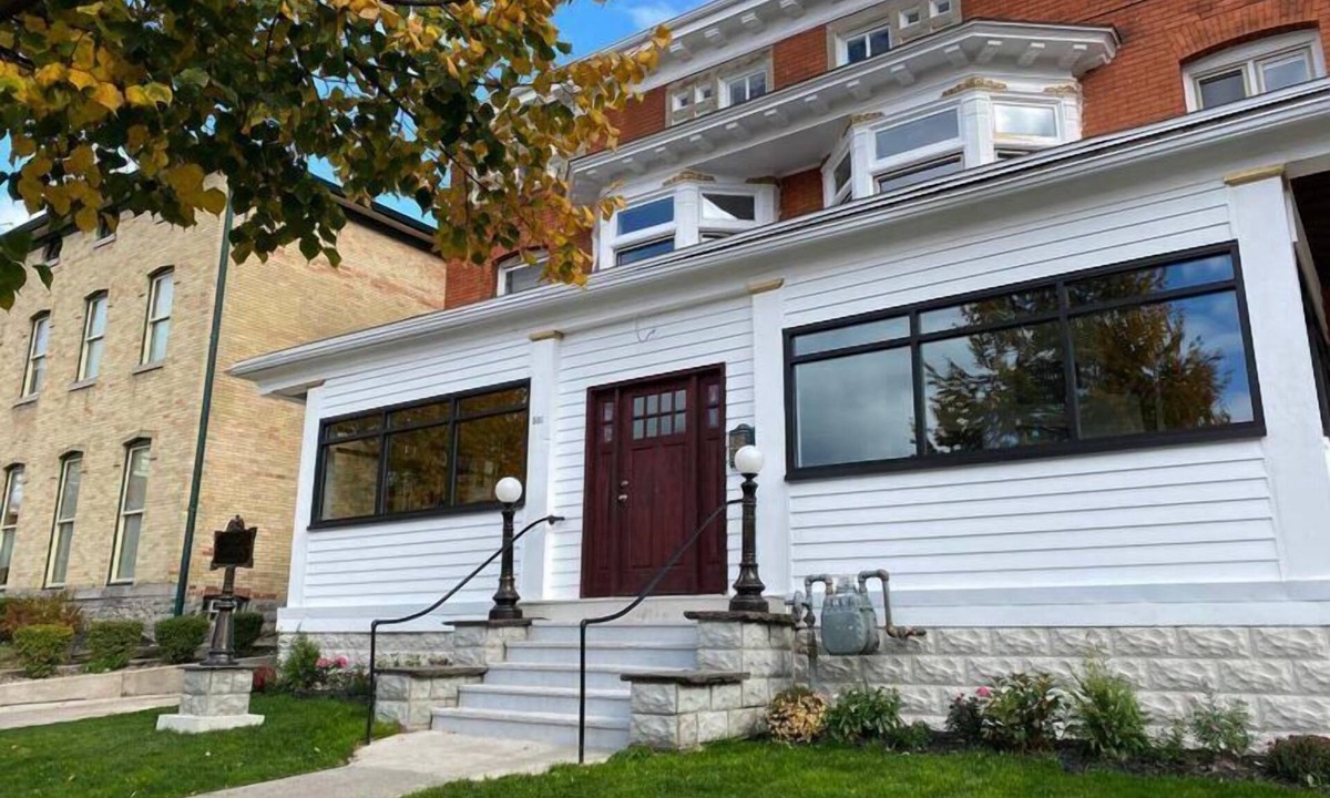 Allentown House | Buffalo Guesthouse