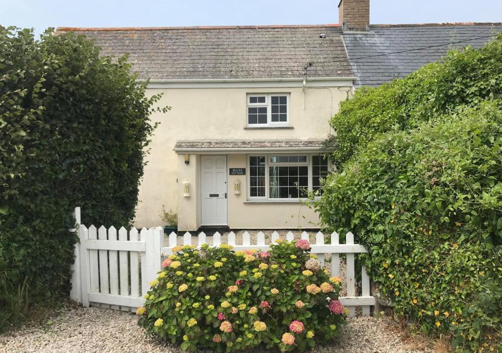 Newquay House | Buller Cottage in Cornwall