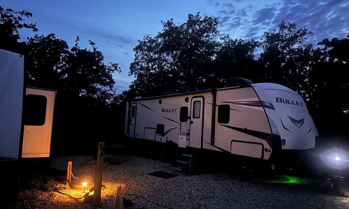 Whitney House | Bullet Travel trailer with Texas skyline views!