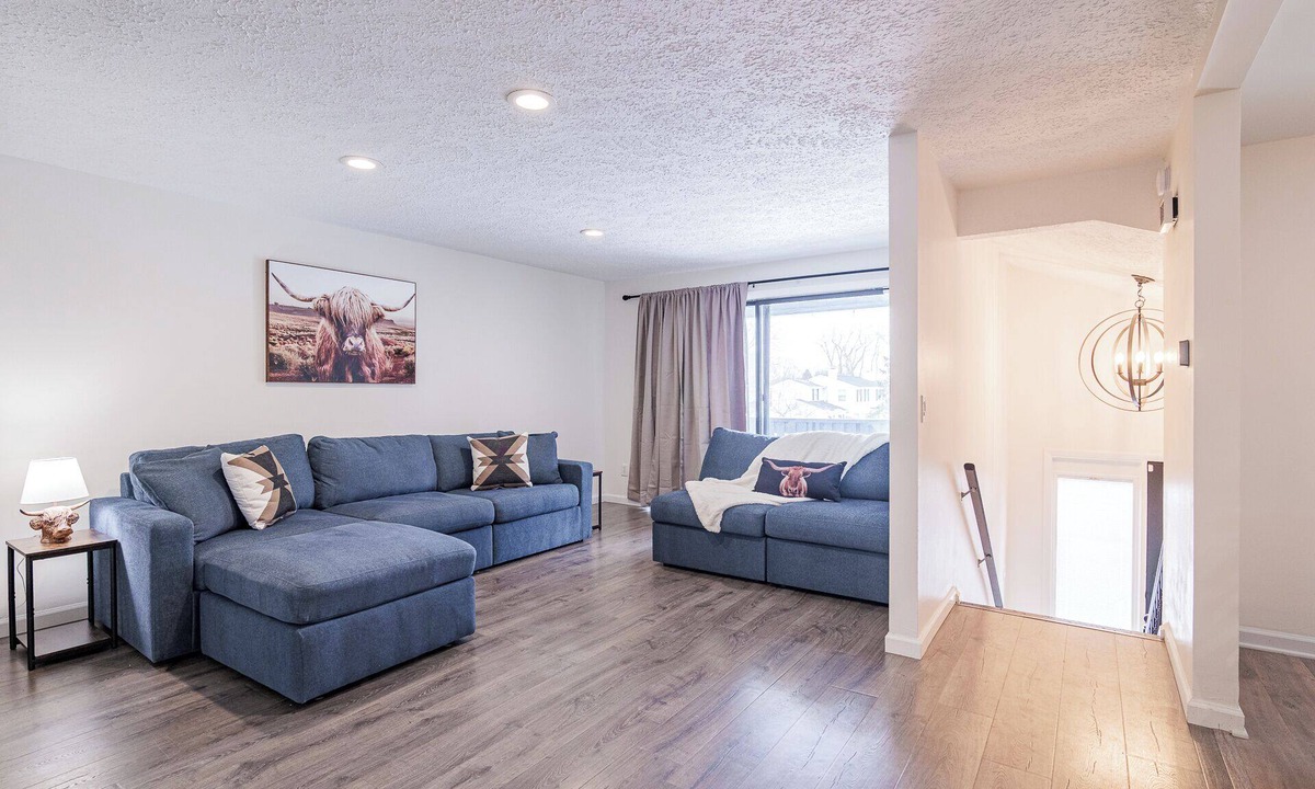 Fairport House | Bullzeye 3Bed2Bath, Full Townhome, Gameroom