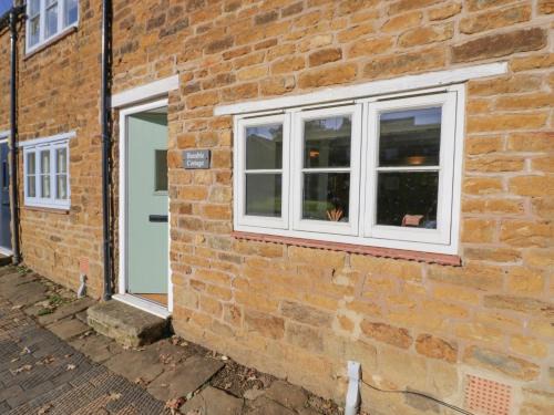 Sibford Gower House | Bumble Cottage