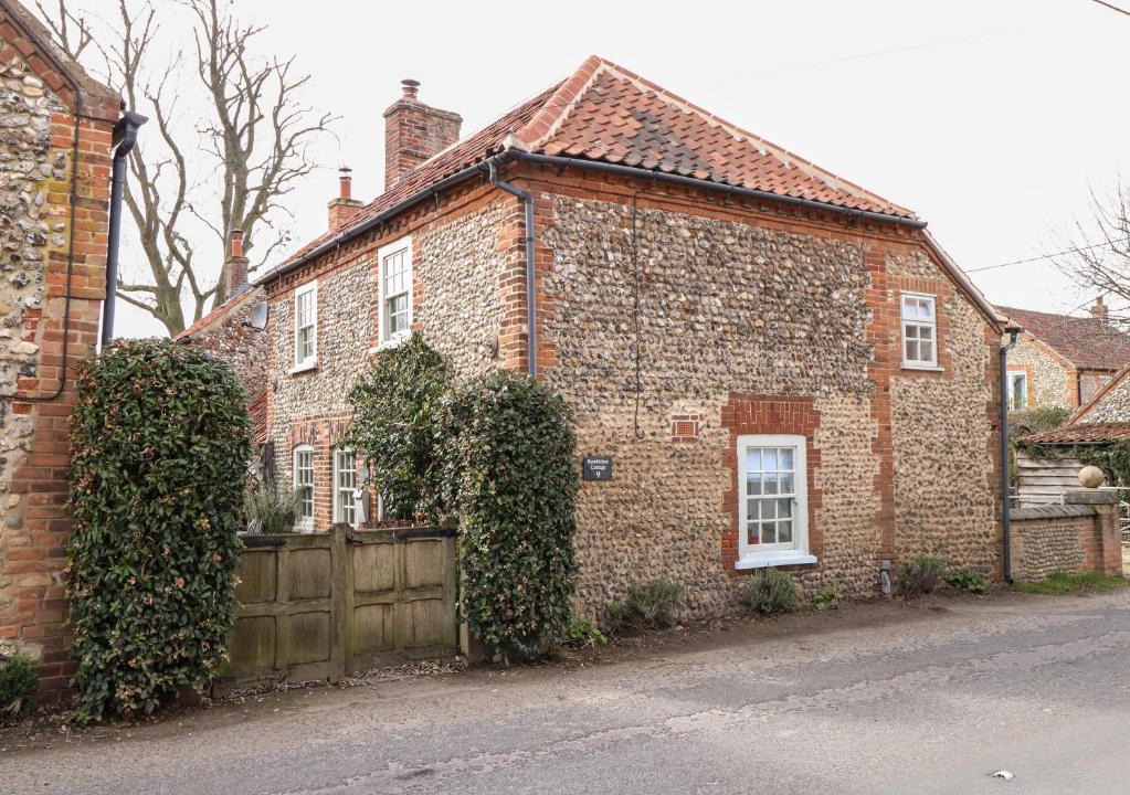 South Creake House | Bumblebee Cottage