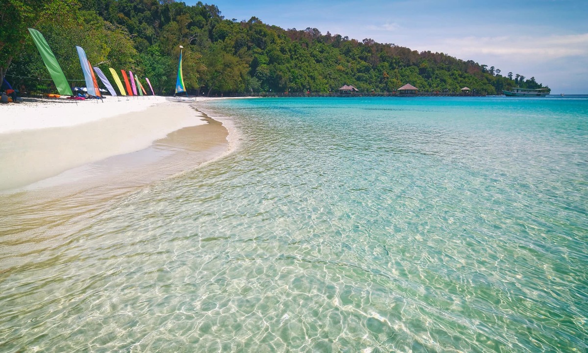 Pulau Gaya Resort | Bunga Raya Island Resort & Spa