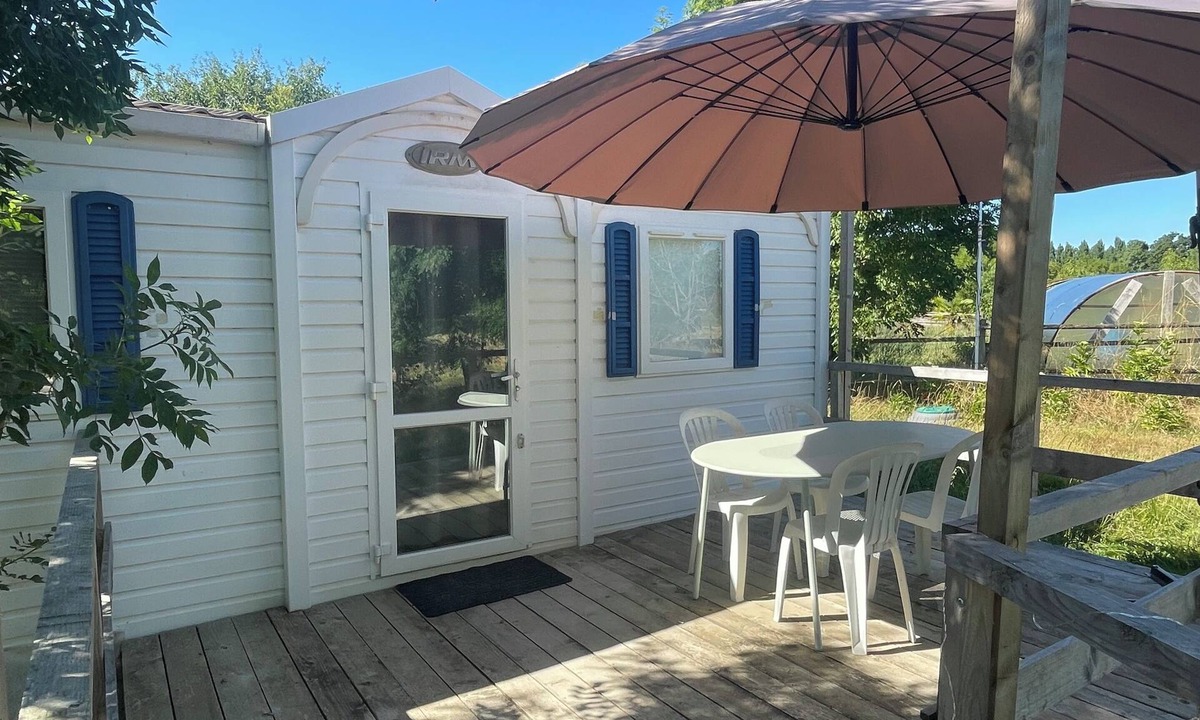 Saint-Hilaire-la-Palud House | Bungalow du marais