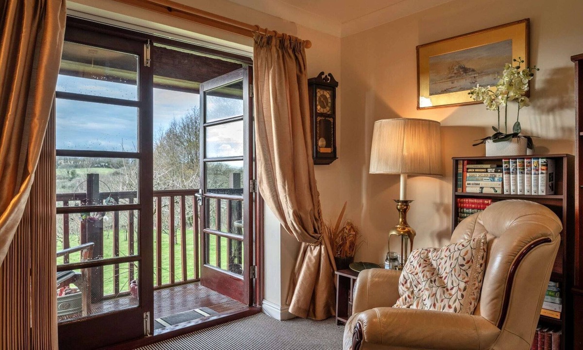 Trenwheal House | Bungalow in Cornwall with Orchard Views