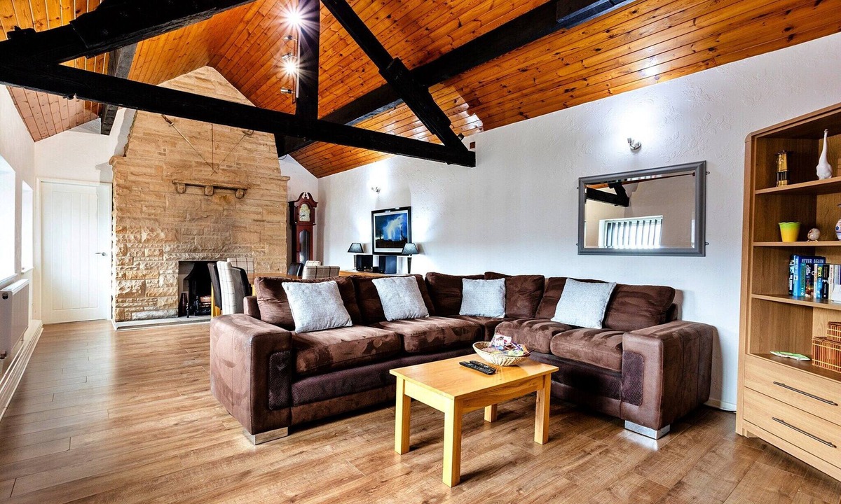 Ferryhill House | Bungalow in Mainsforth with Games Room