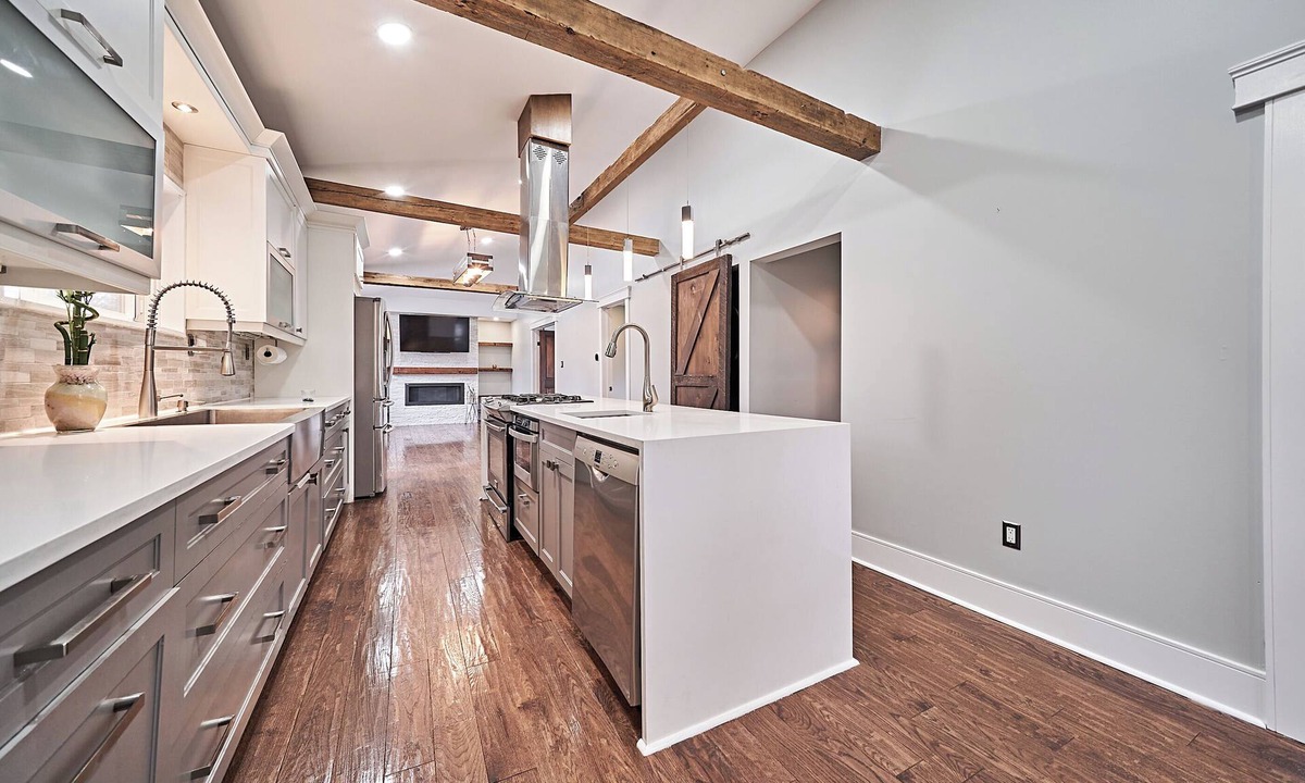 Ashburn House | Bungalow in North Oshawa