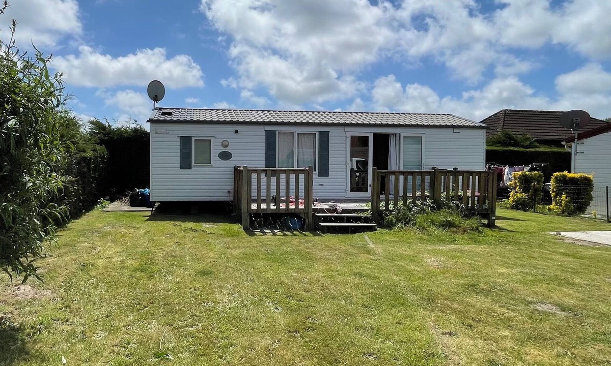 Rang-du-Fliers House | Bungalow in Rang-du-Fliers