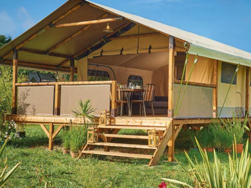 Long Other | Bungalow toilé - Terrasse pour 5 personnes - API-1-52-1585
