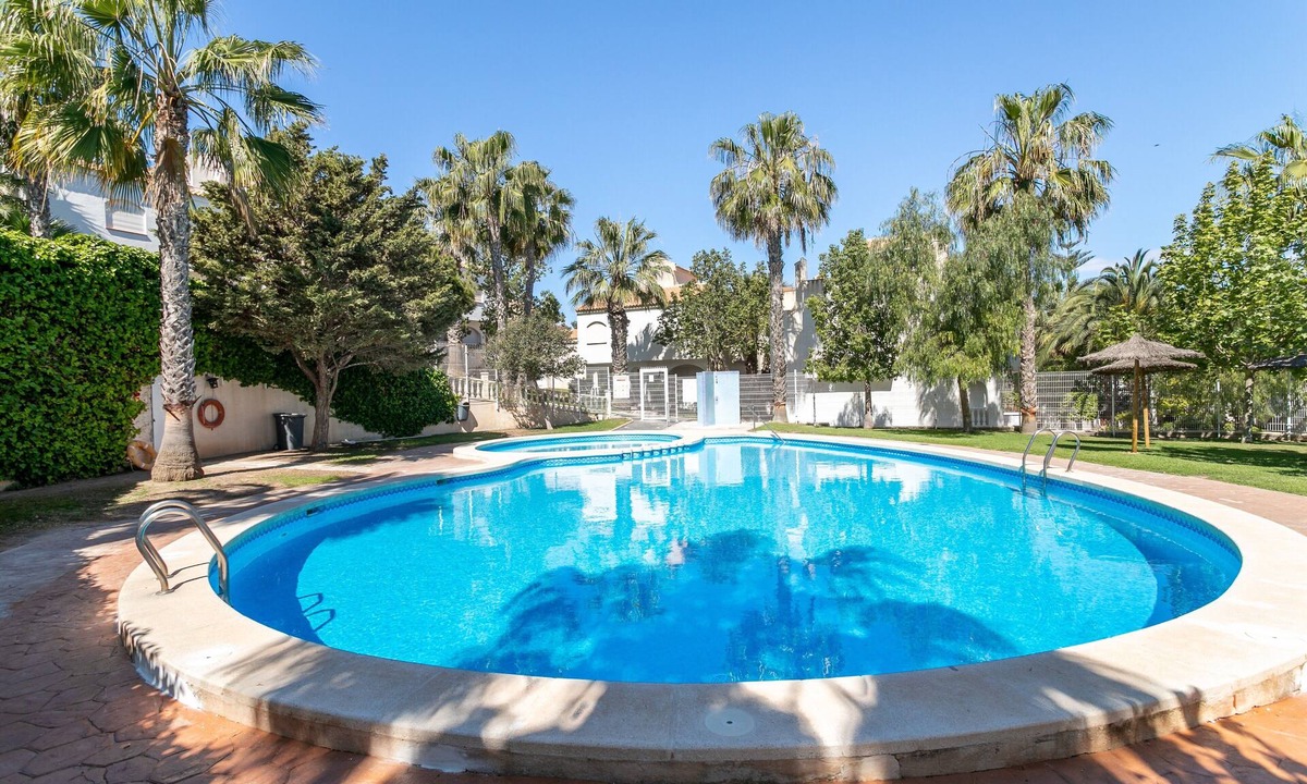 Gran Alacant House | Bungalow 'Villa Matías' with Sea View, Wi-Fi and Air Conditioning