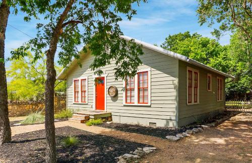 Wimberley House | Bungalows on the Square- Unit 1