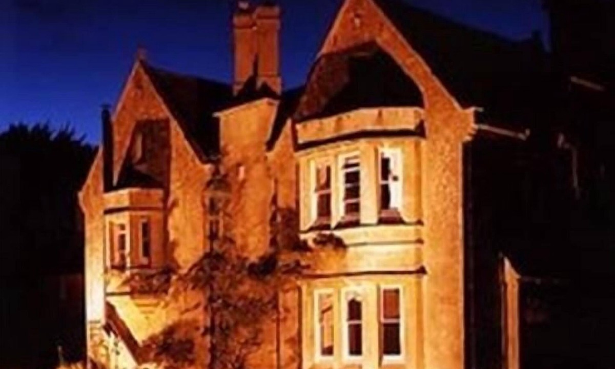 Bishopstone Other | Burcombe Manor